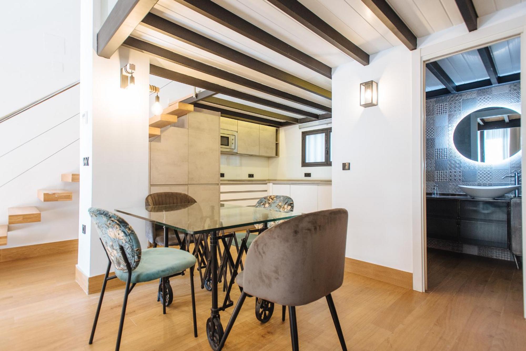 Loft Patricia Nervion Lejlighed Sevilla Eksteriør billede