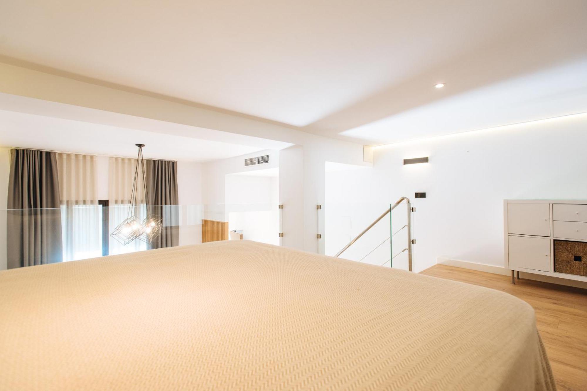 Loft Patricia Nervion Lejlighed Sevilla Eksteriør billede